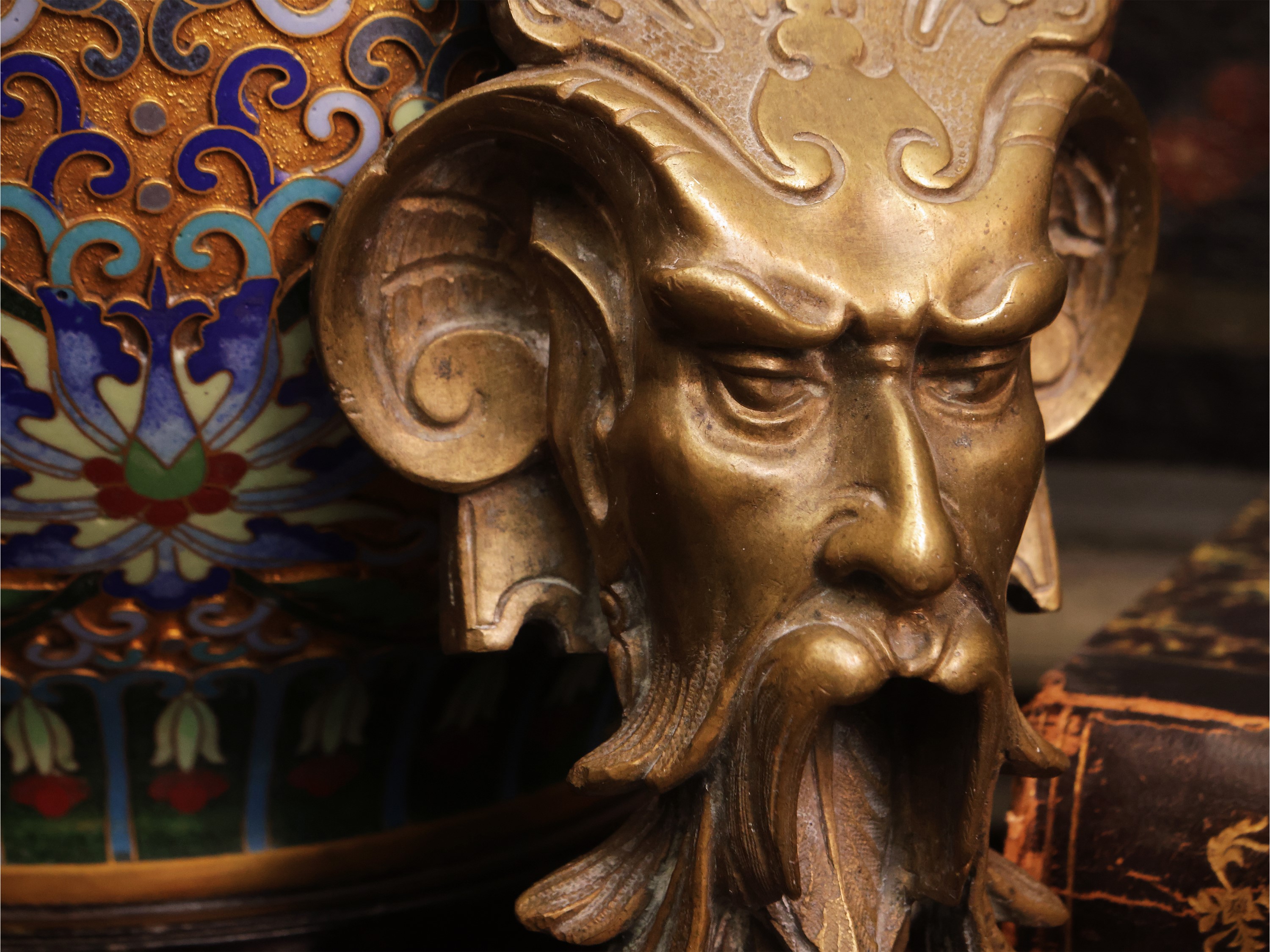 Bronzi decorativi, Quattro bronzetti, tra cui una Chimera