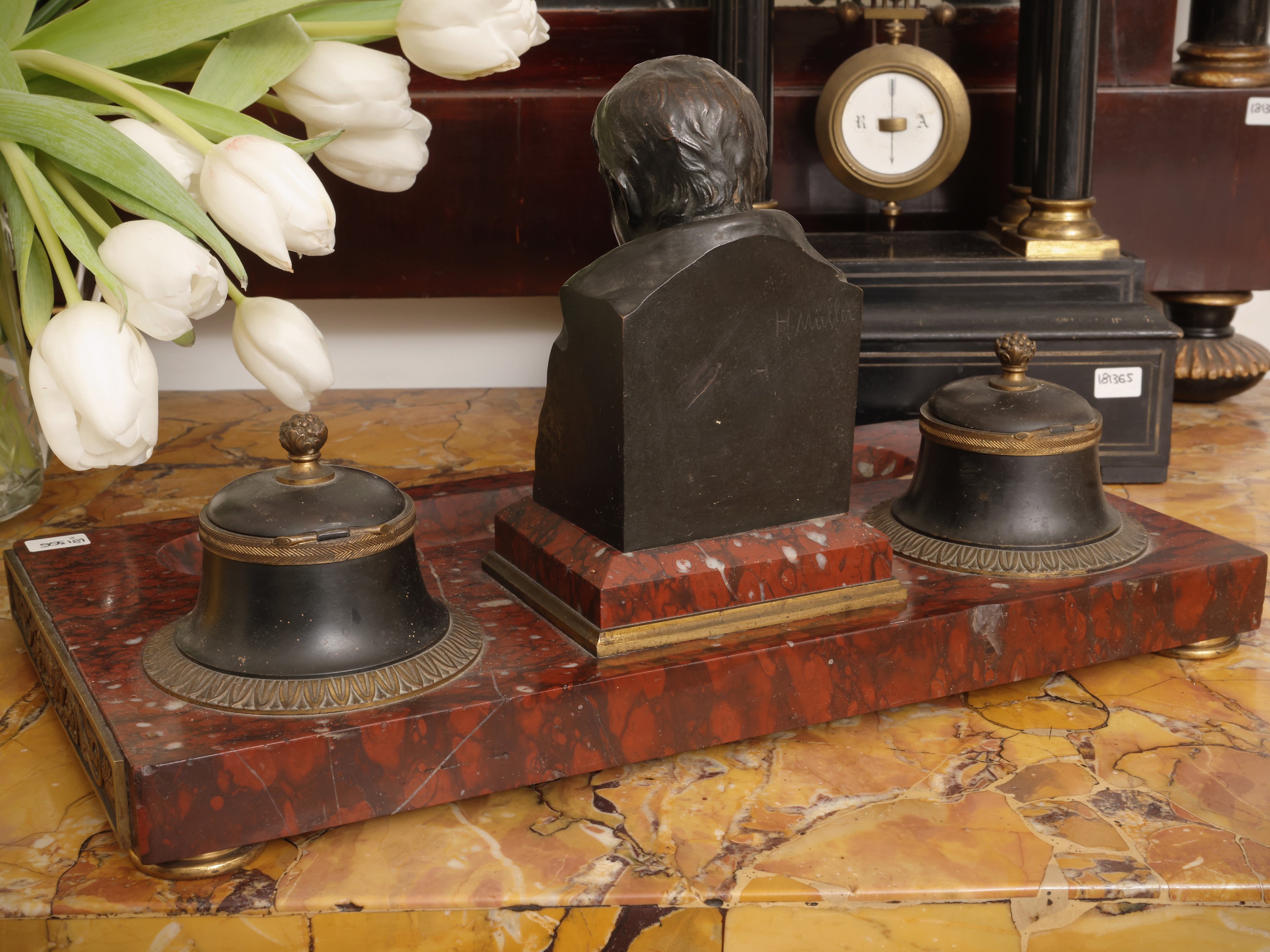 Calamaio in bronzo dorato e marmo rosso, XVIII secolo con busto di Napoleone Bonaparte
