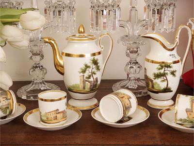 Set da caffè in porcellana, metà del XIX secolo