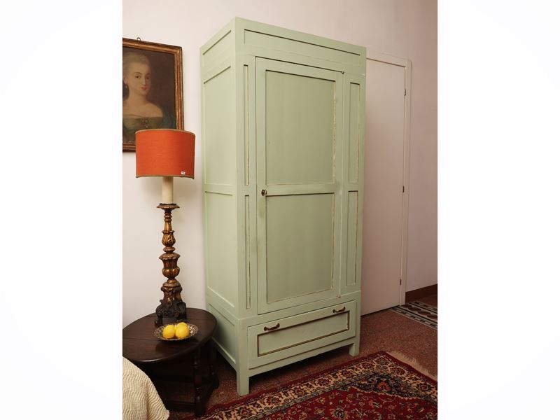 Armadio guardaroba in gattice laccato verde chiaro
