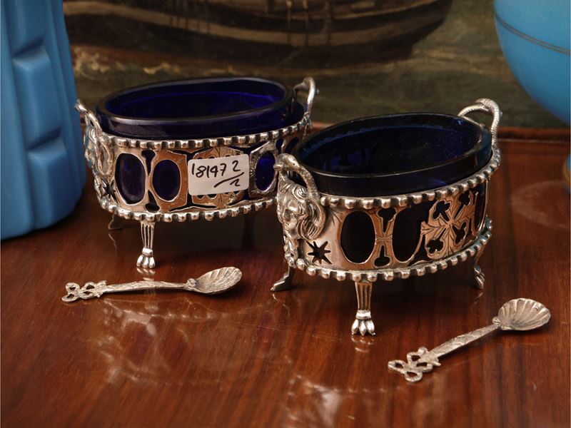 Coppia di saliere in argento