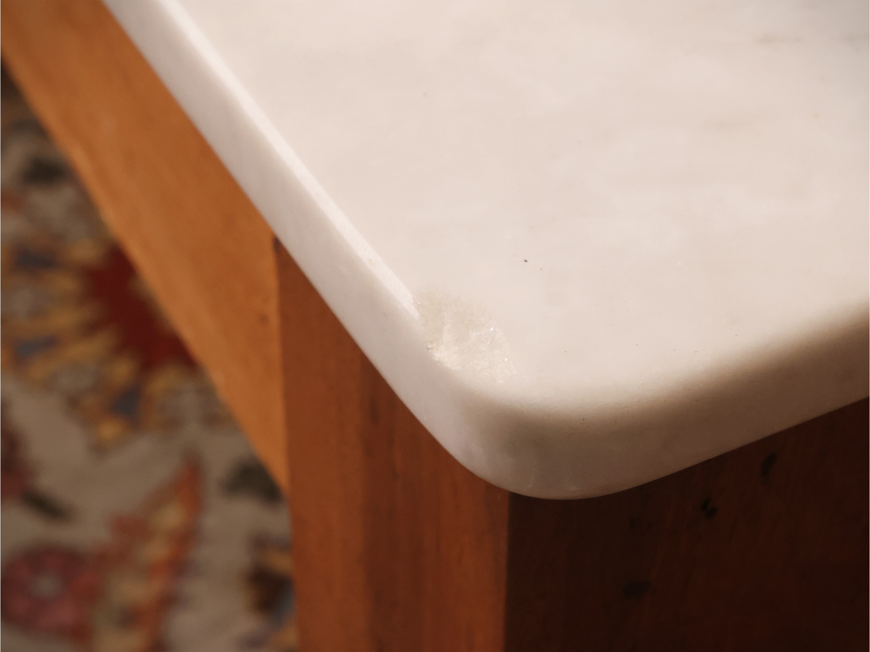 Tavolo da cucina in ciliegio, XIX secolo, con piano in marmo bianco