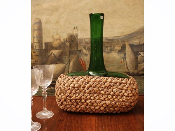 Large green glass flask from Empoli  - Auction The art of furnishing: auction opportunities - Maison Bibelot - Casa d'Aste Firenze - Milano