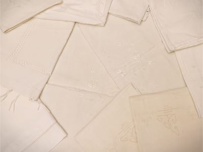 Miscellanea di federe d'epoca, in lino e cotone, inizio del XX secolo