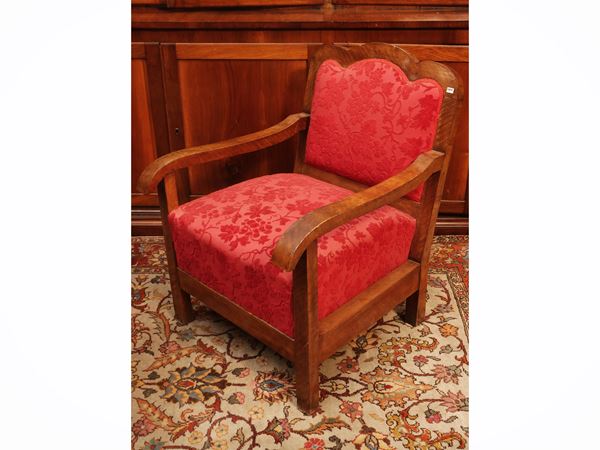 Armchair veneered in walnut feather