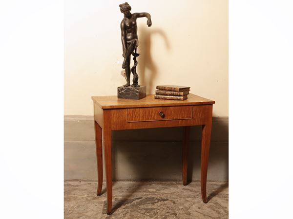 Writing table in maple and other essences