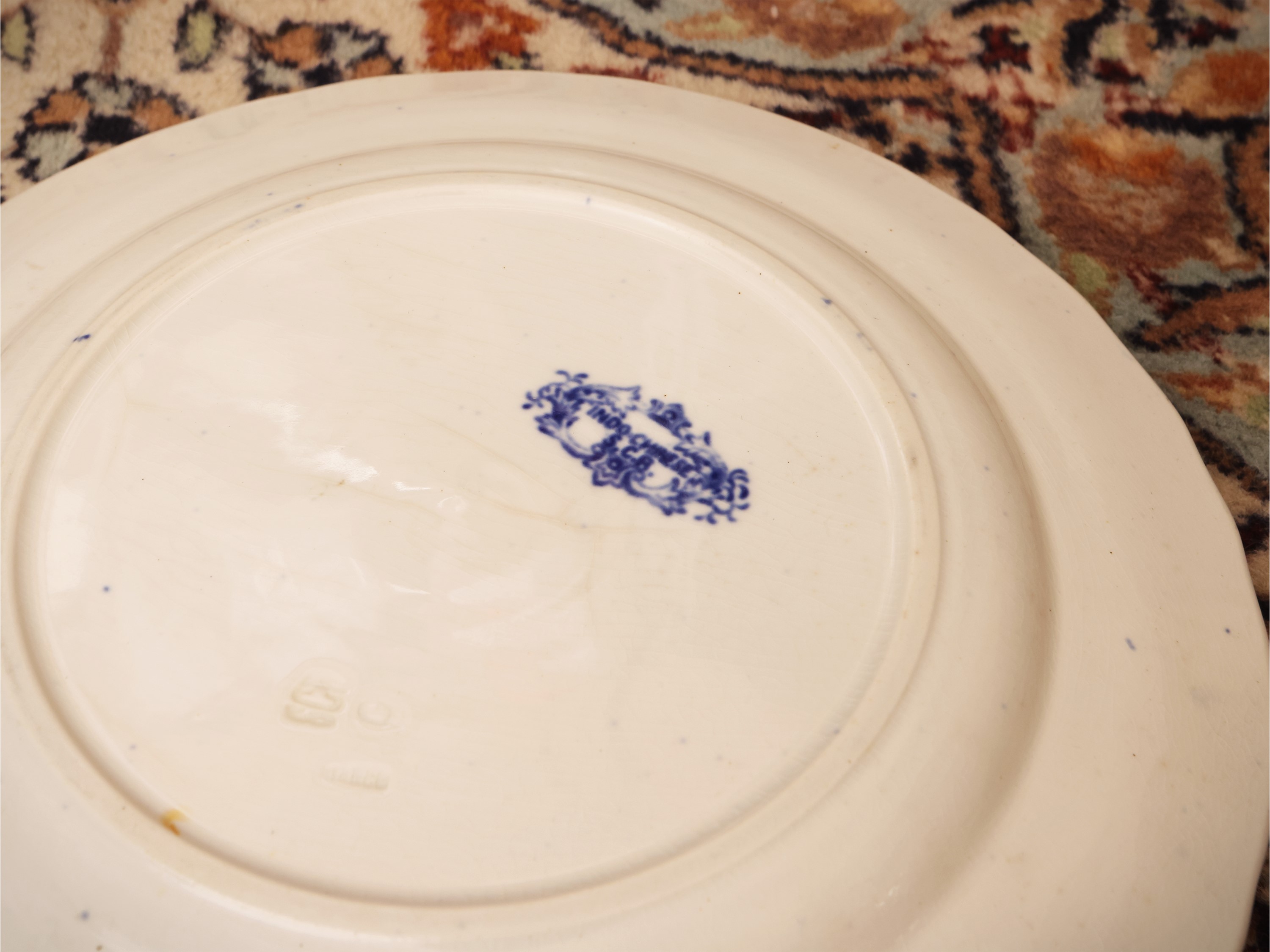 Servizio di piatti in terraglia inglese, decorato in monocromia blu a chinoserie