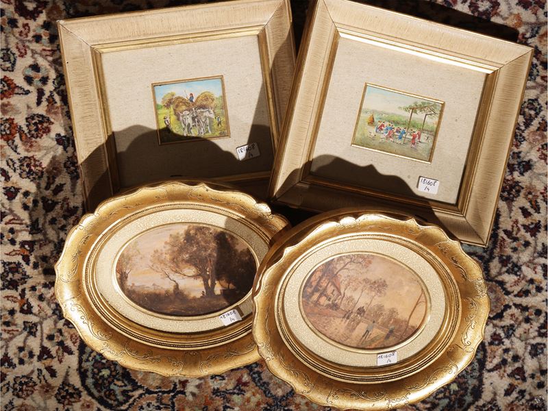 Cornici del XX secolo, Due coppie di cornici con miniature dipinte