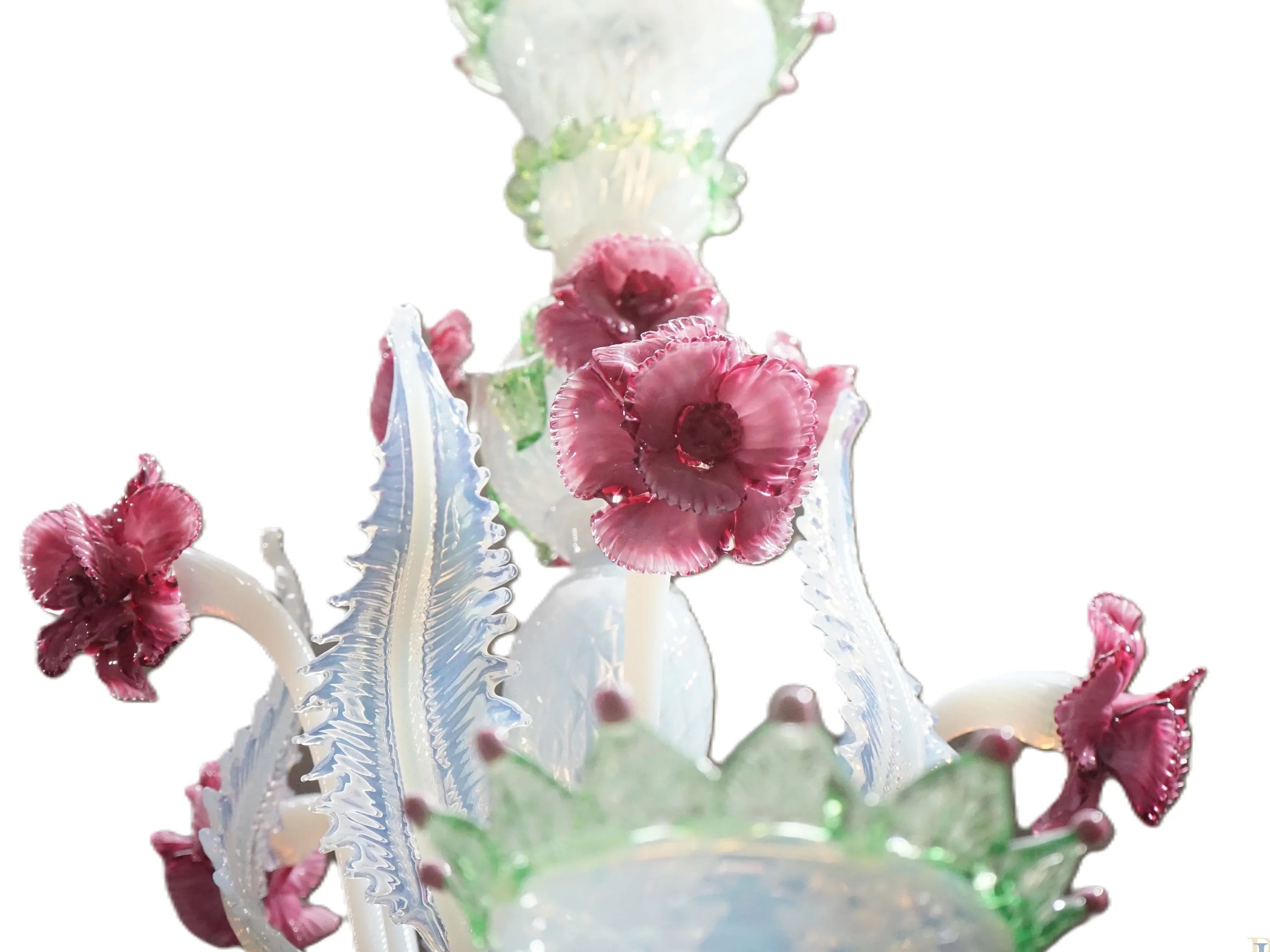 Lampadario in vetro di Murano, XX secolo, vetro opalino con profili verde salvia