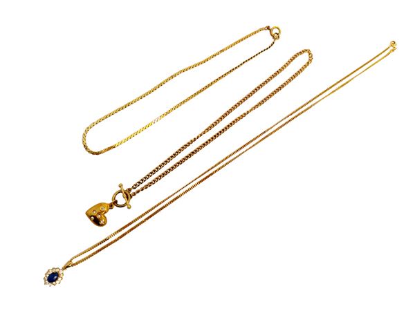 Tre collane in metallo golden tone