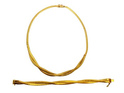Demi parure, Collana e bracciale in metallo golden tone a maglia piatta satinata