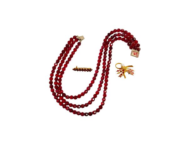 Lot of jewellery