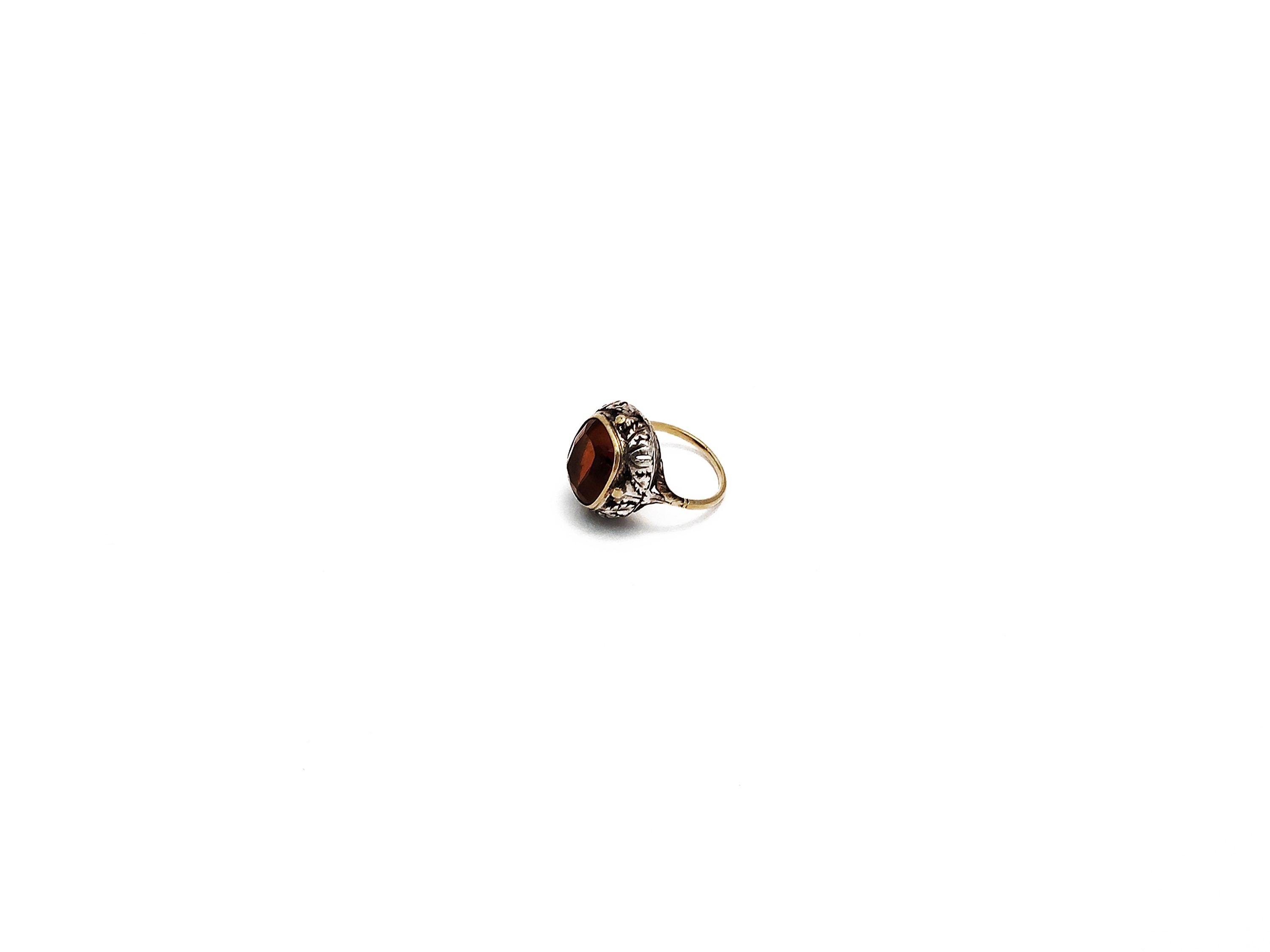 Anello d'epoca in oro, argento e quarzo Madera