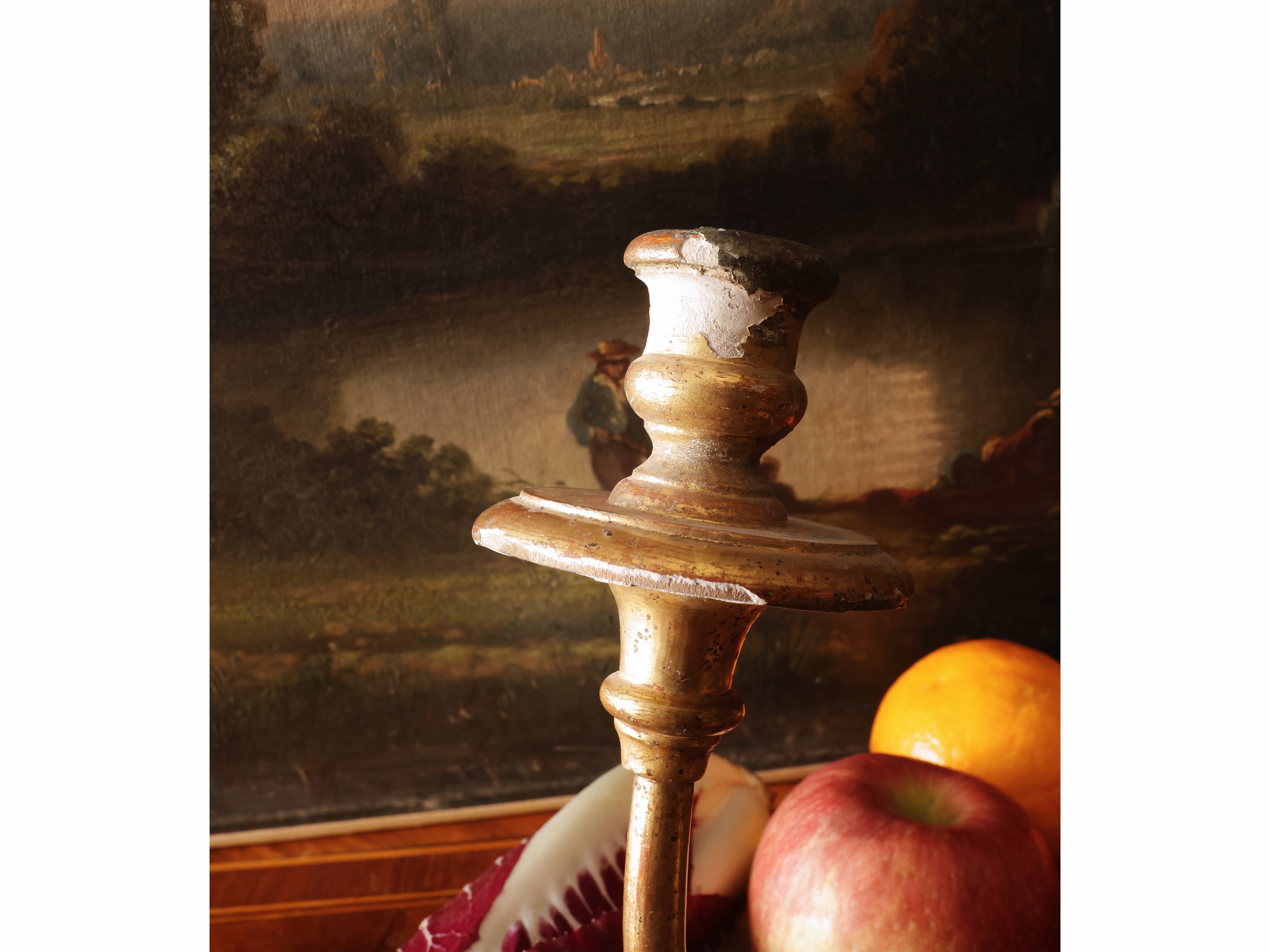 Coppia di appliques in legno e metallo dorato