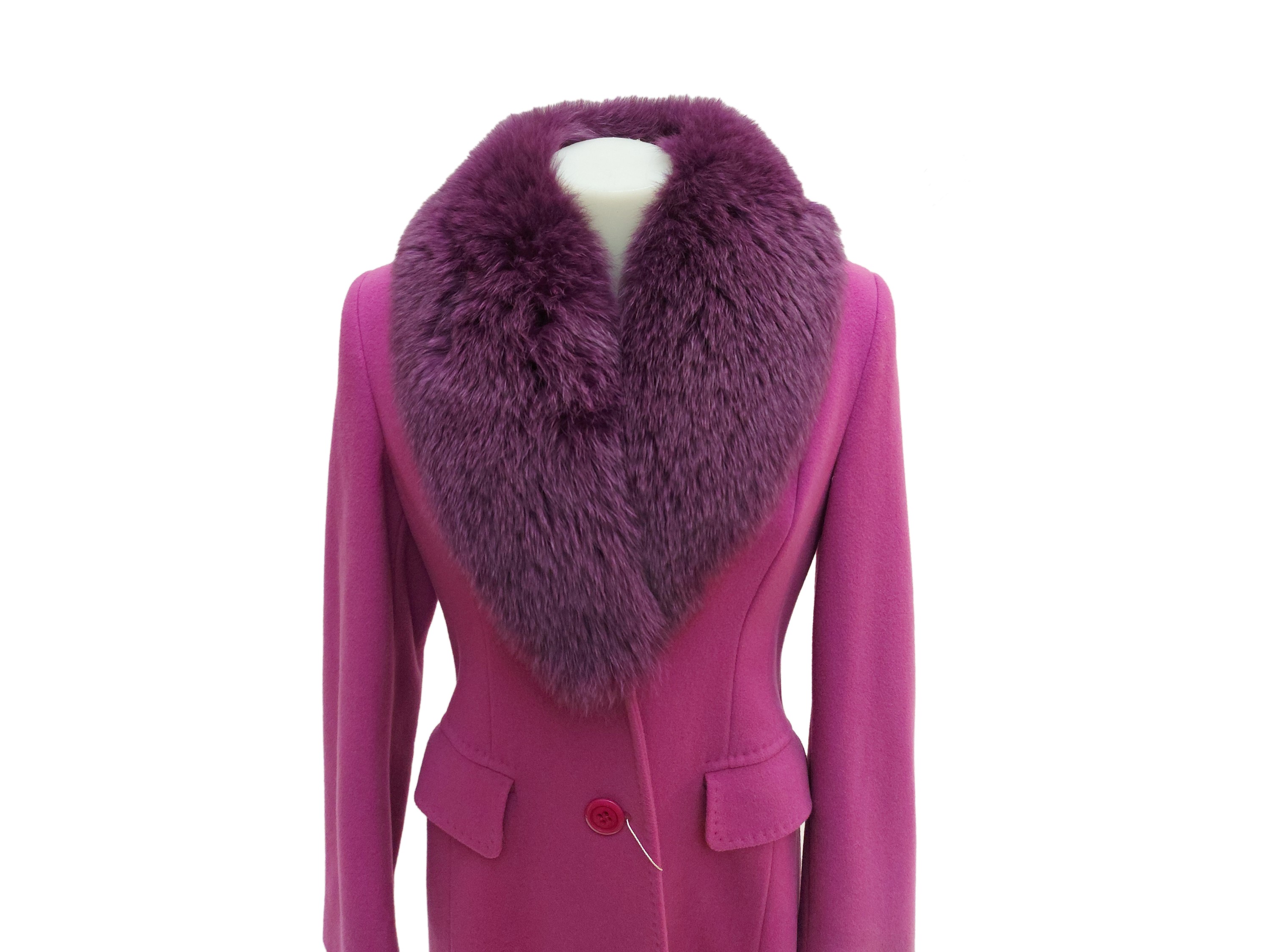 Diana Gallesi, Cappotto monopetto in lana viola con collo in volpe