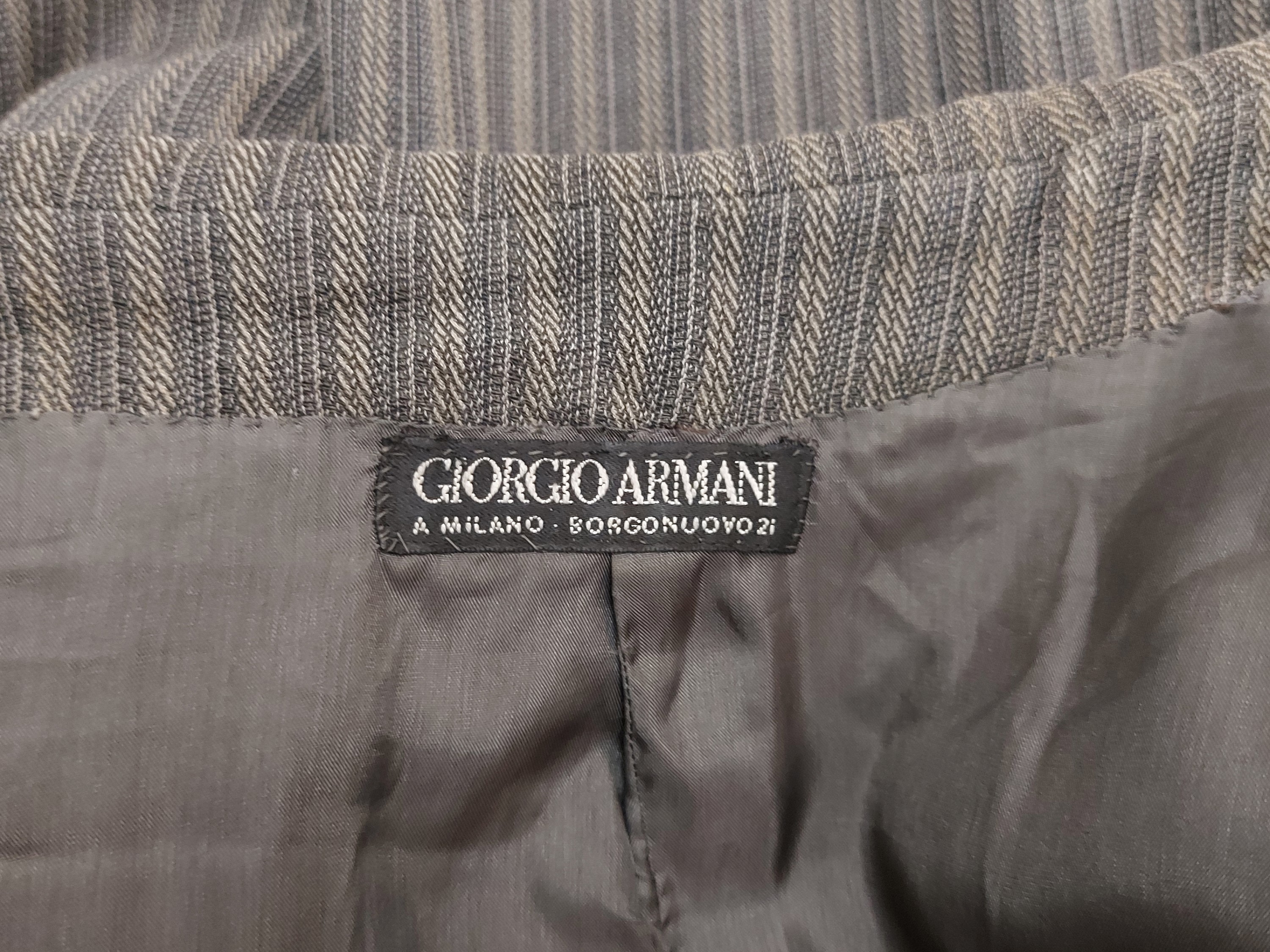 Giorgio Armani - Tailleur rigato nero e beige
