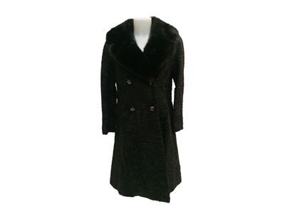 Cappotto in Pelliccia di Astrakan Nero con Collo in Visone