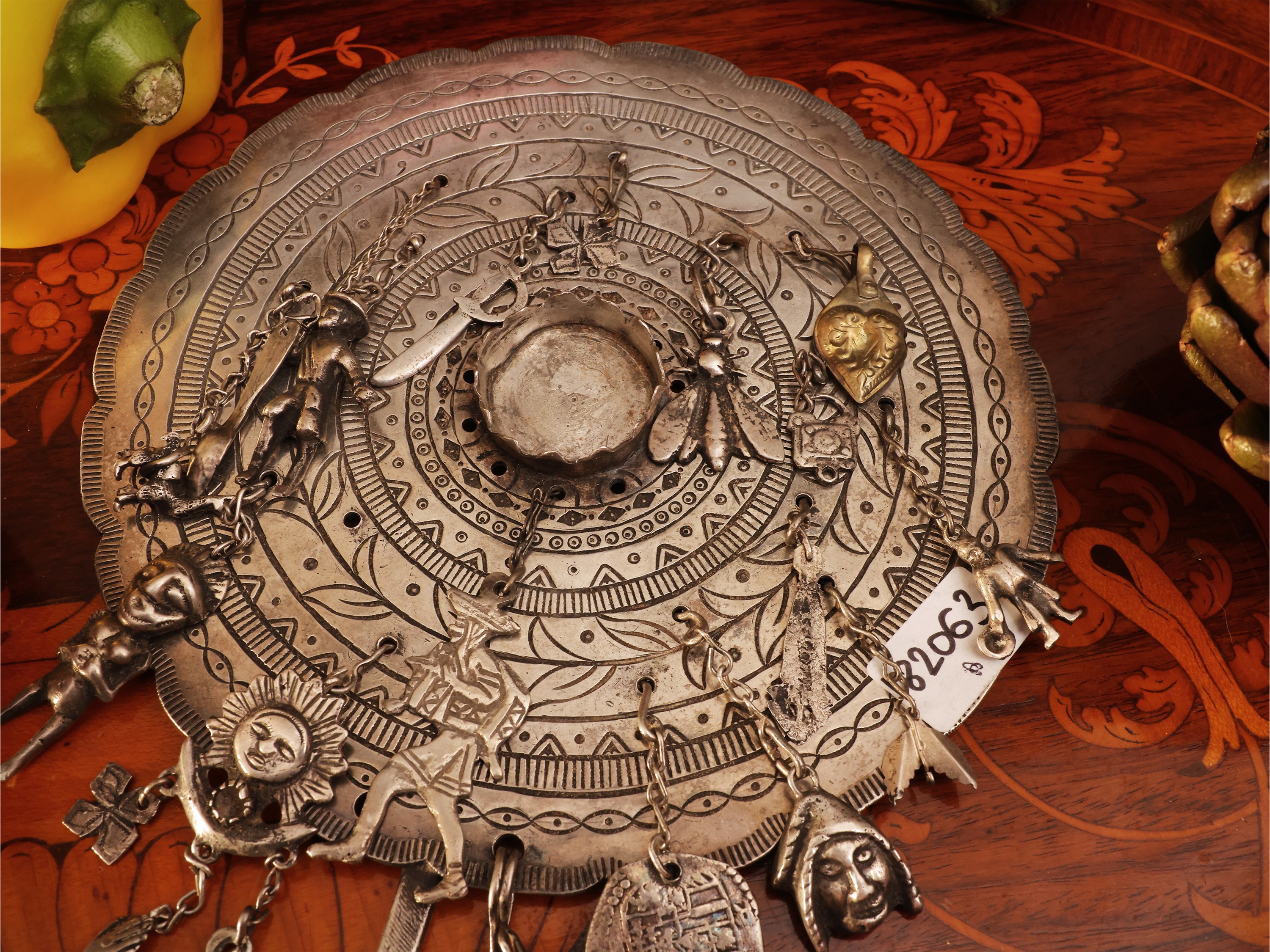 Grande tupu in argento