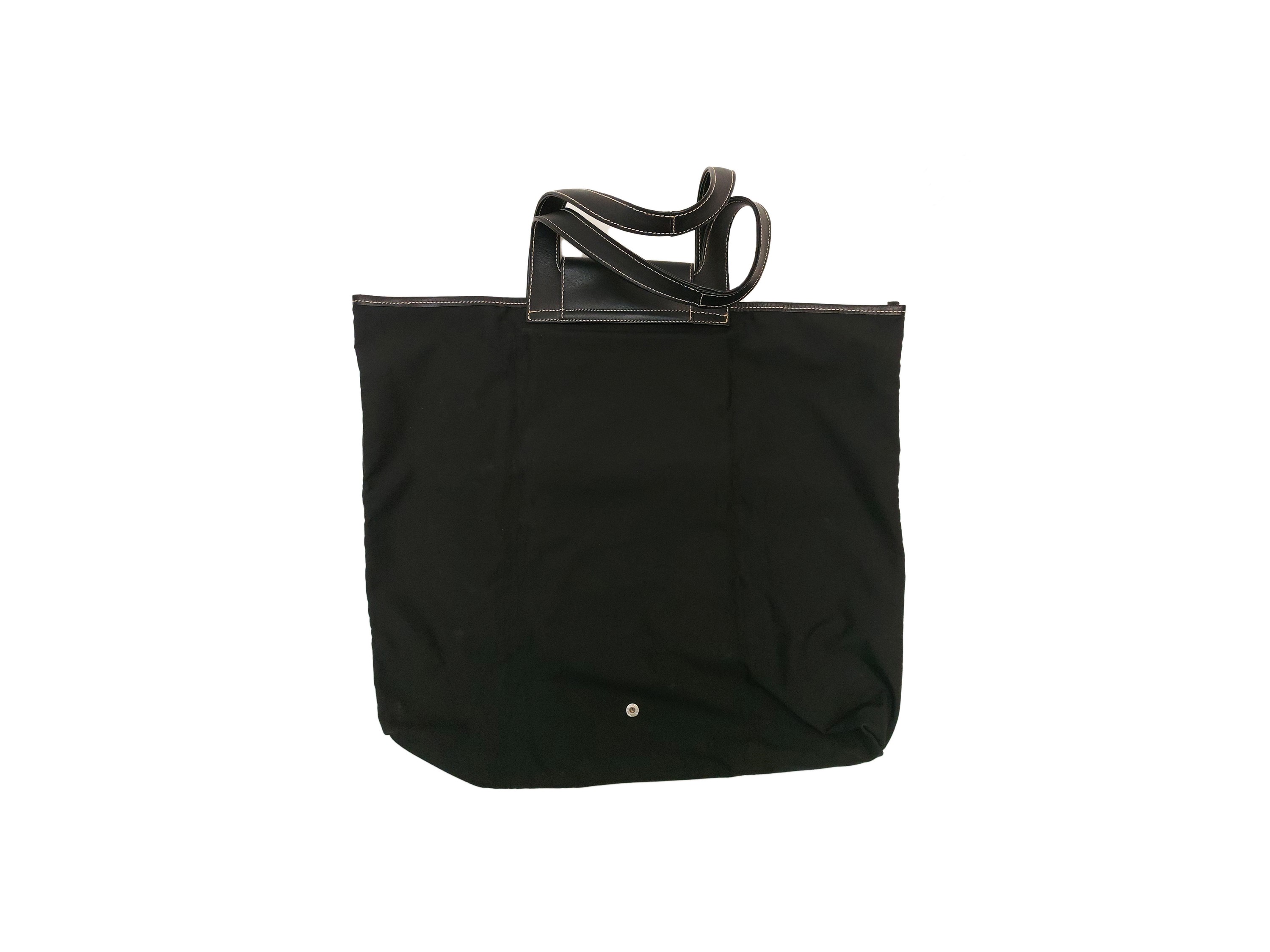 Salvatore Ferragamo, Shopper da viaggio in nylon e pelle nera, h 40x46 cm