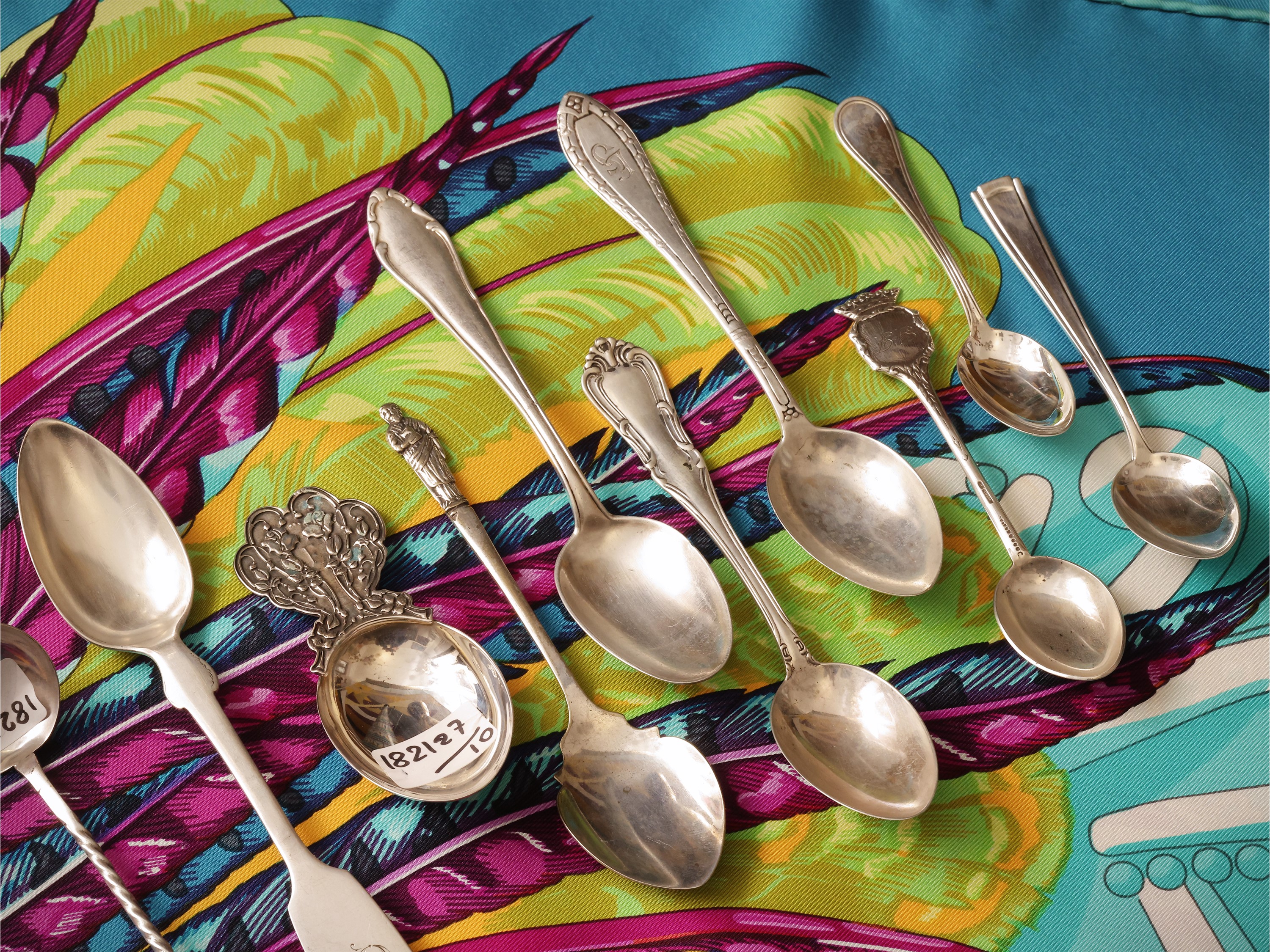 Raccolta di cucchiaini in argento d'epoca