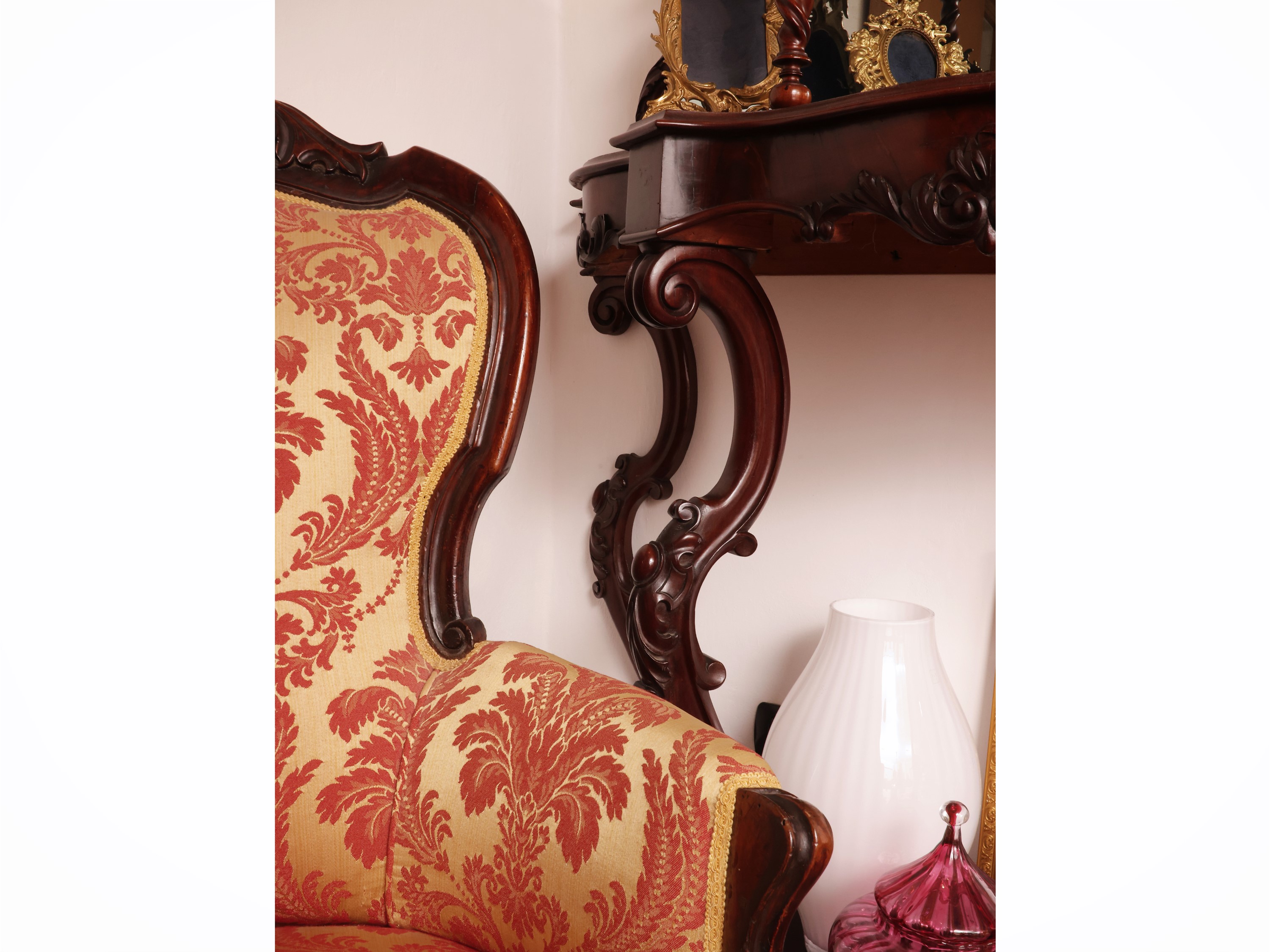 Etagere con alzata in mogano