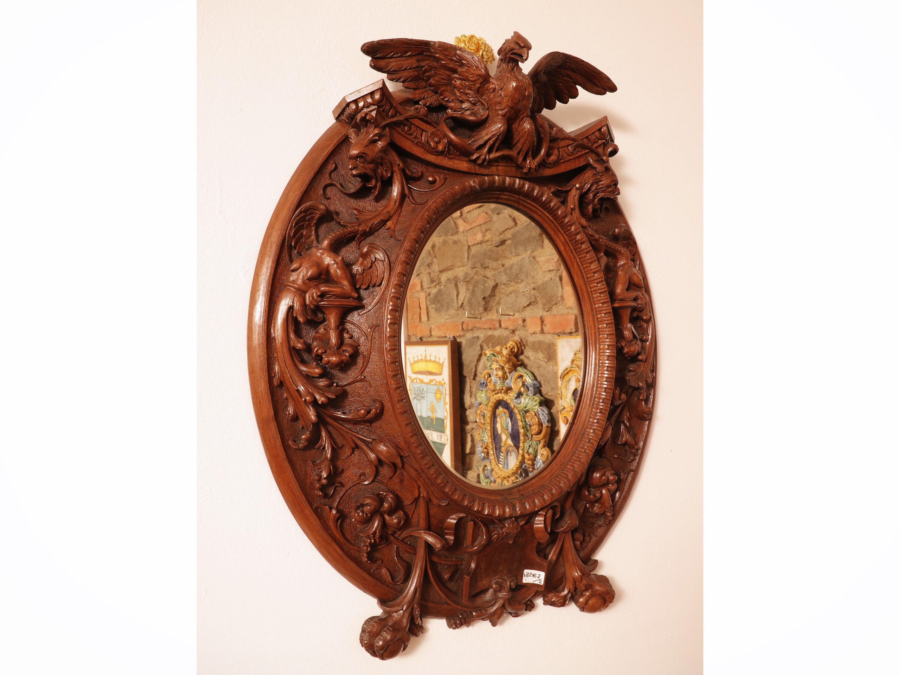 Coppia di cornici in noce