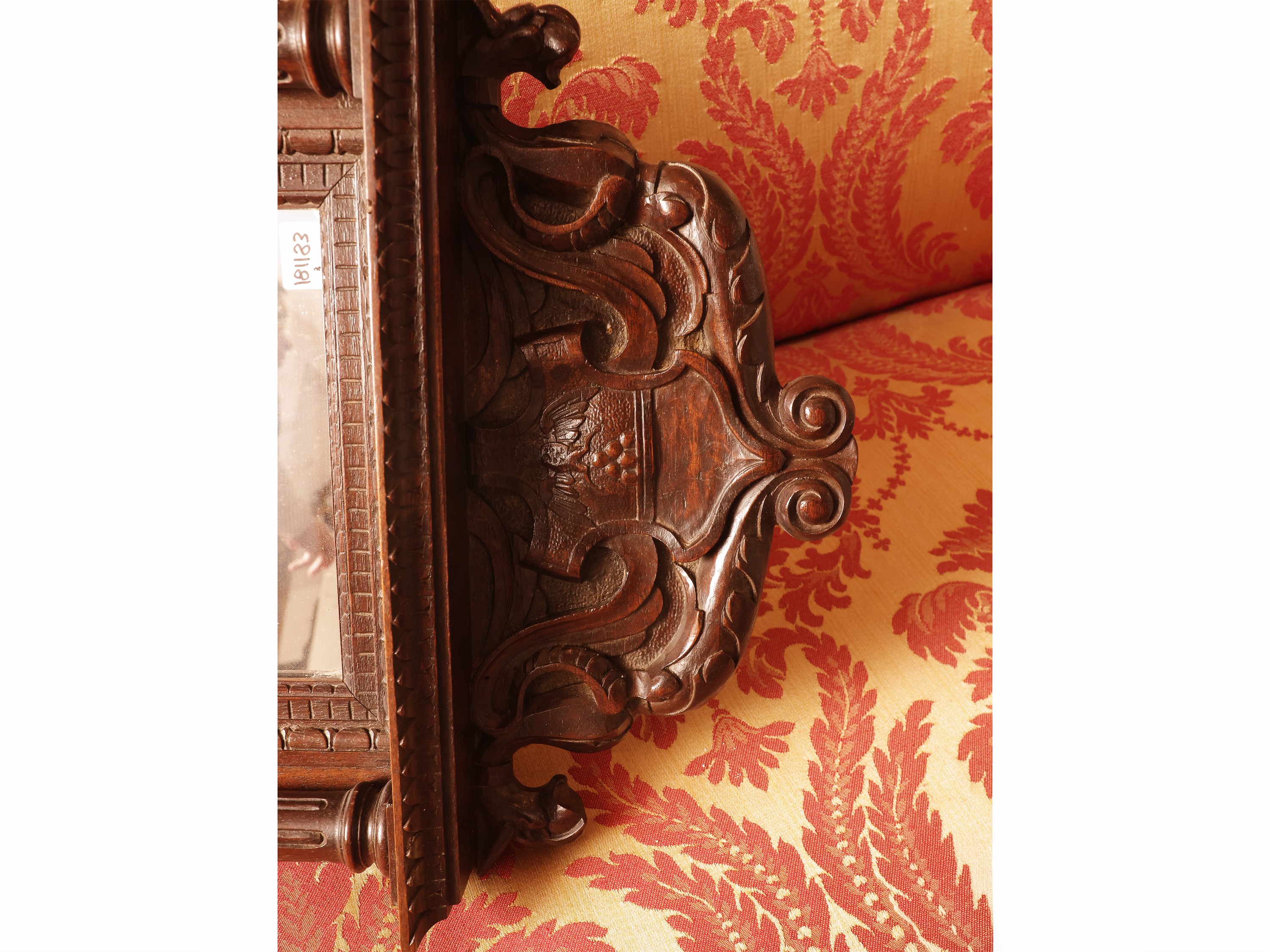 Piccola Specchiera con Cornice in Noce
