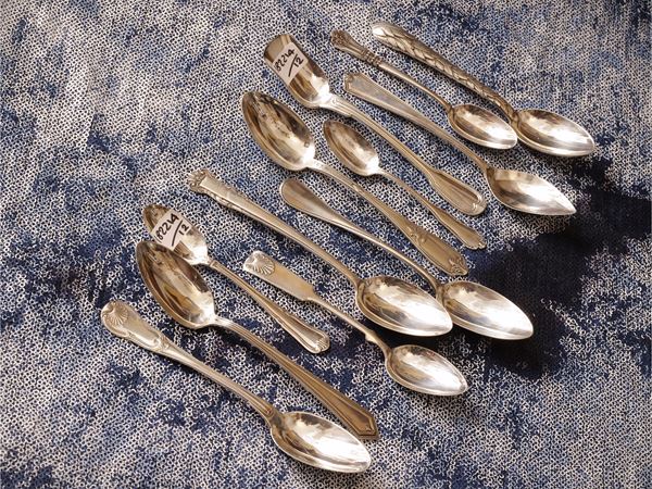 Raccolta di cucchiaini da collezione in argento