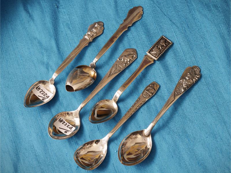 Sei cucchiaini da collezion in argento portoghese
