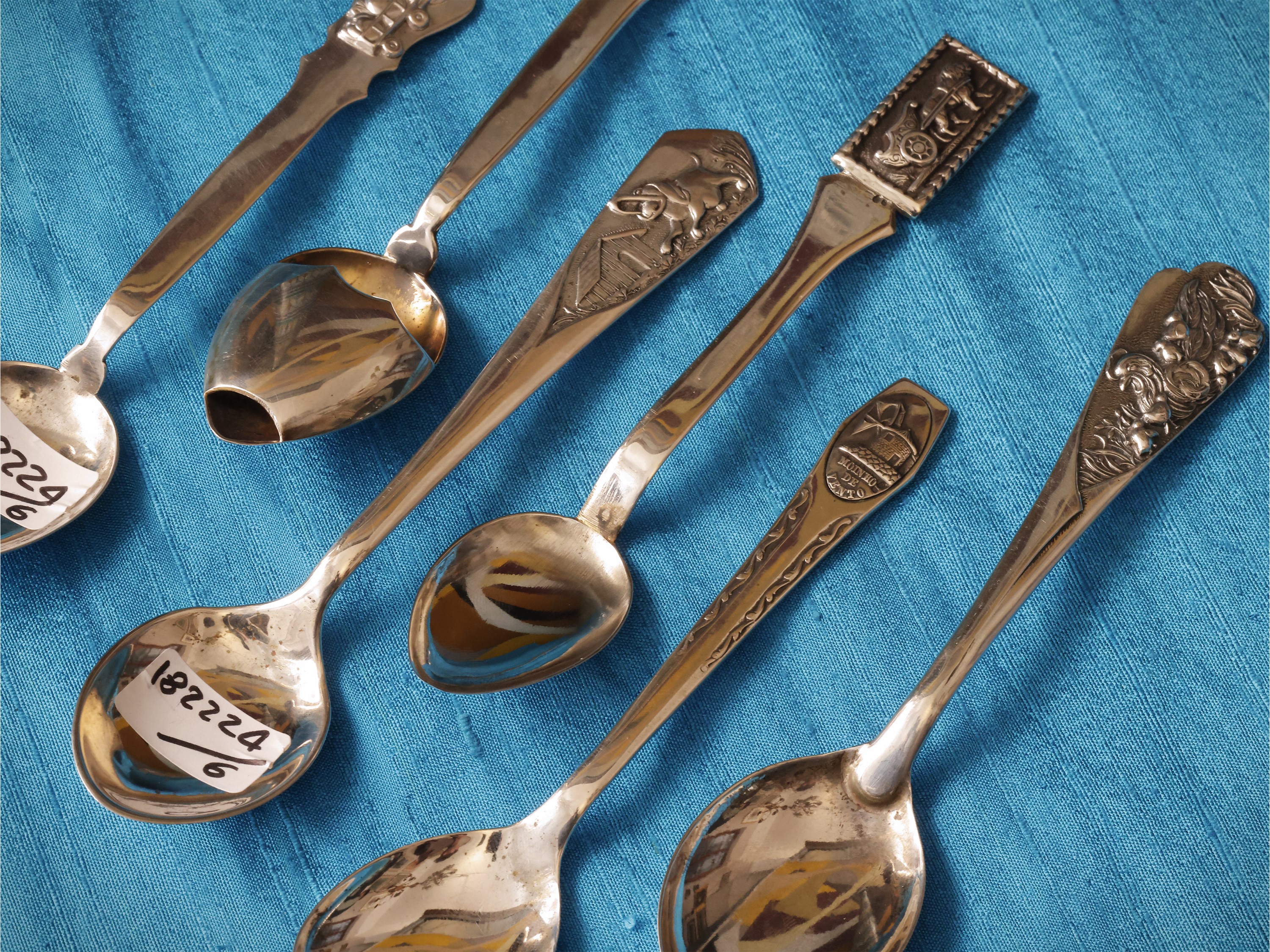 Sei cucchiaini da collezion in argento portoghese