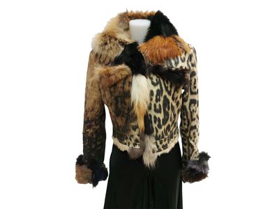 Roberto Cavalli, Giubbotto in denim con pelliccia e pantaloni animalier