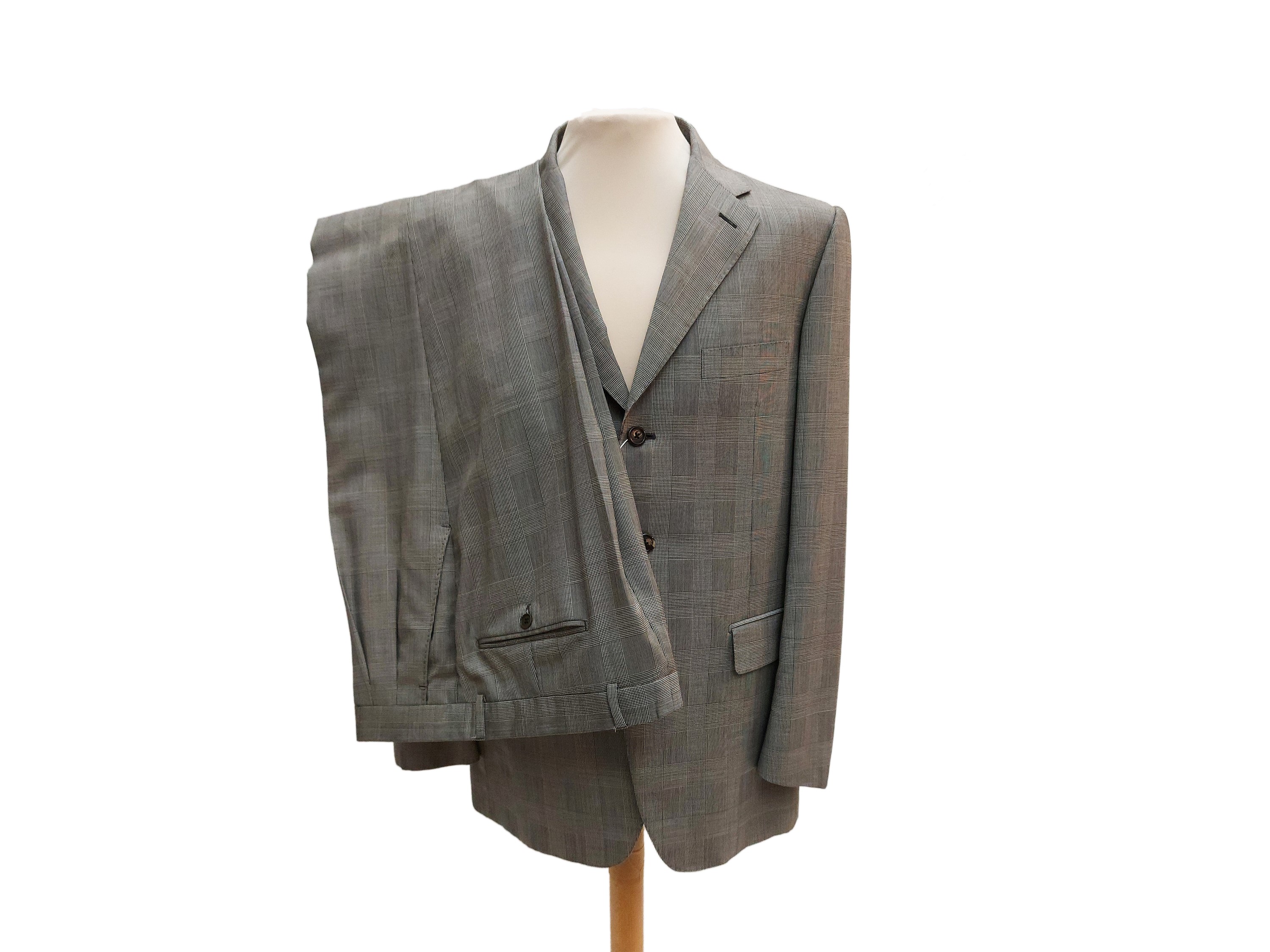 Yves Saint Laurent, Completo da uomo in principe di Galles bianco e nero