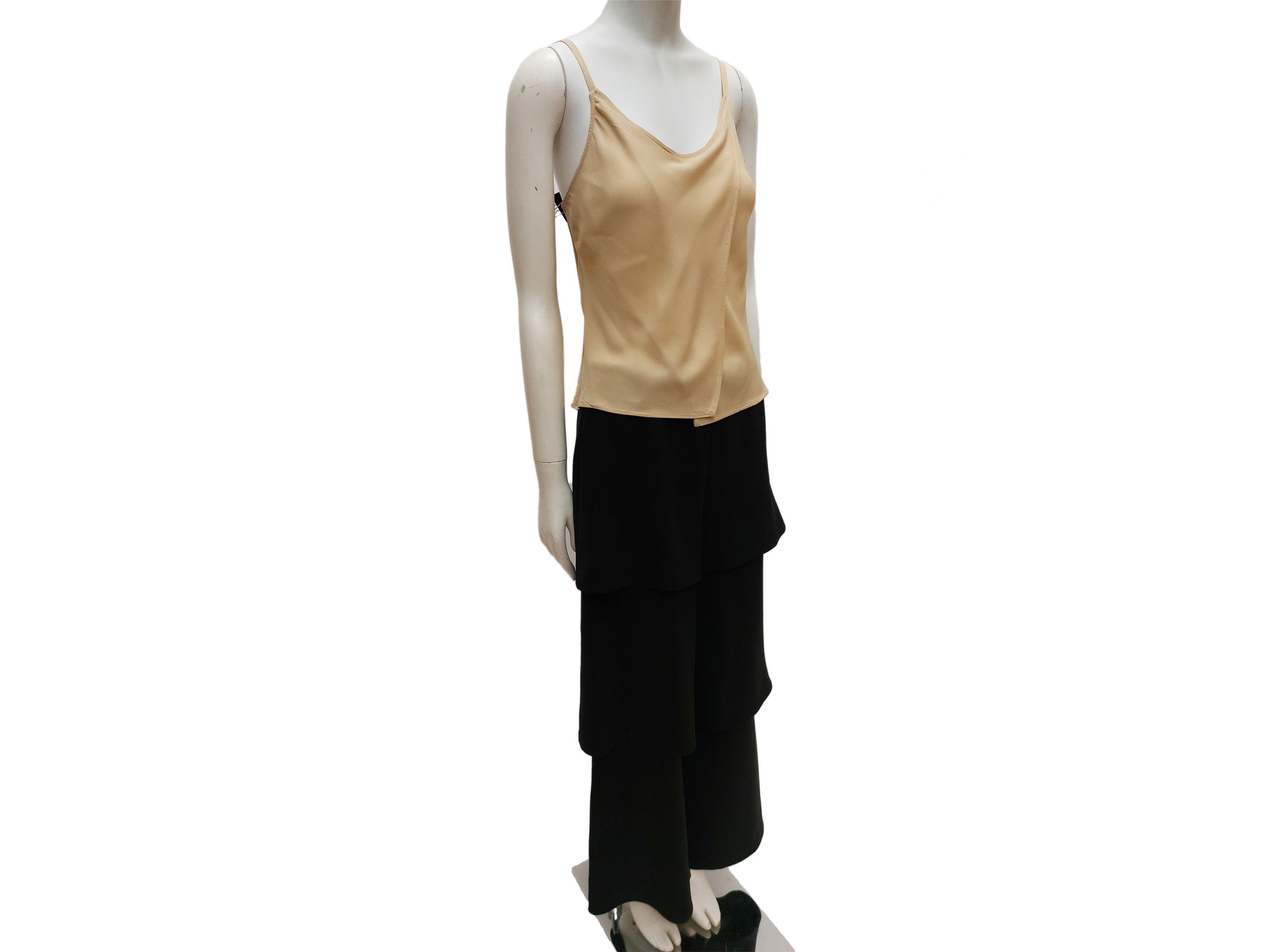 Giorgio Armani, Composé in seta: pantaloni neri e top beige