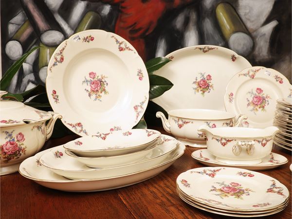 Porcelain dinner service
