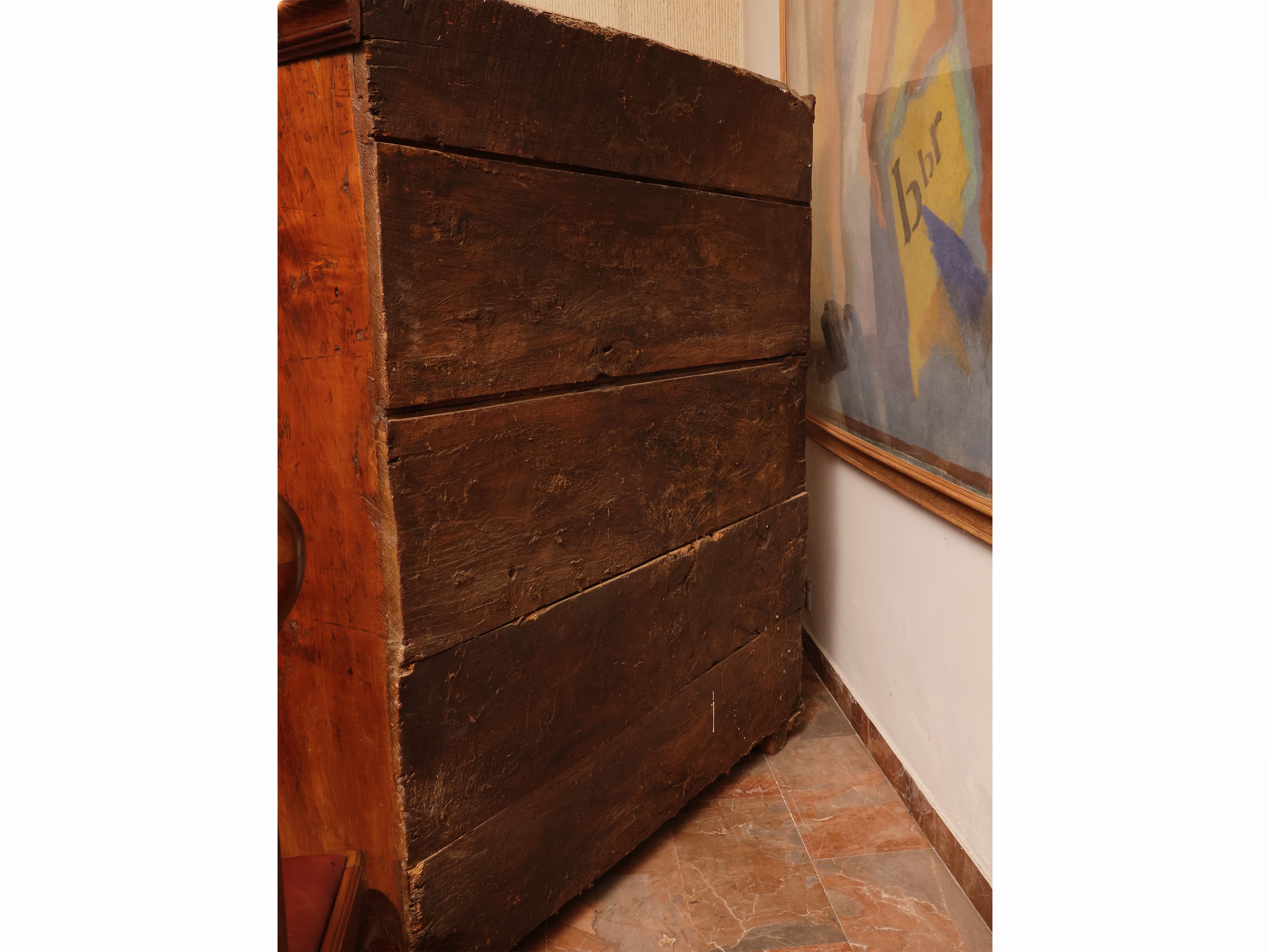 Piccolo armadio-credenza in noce