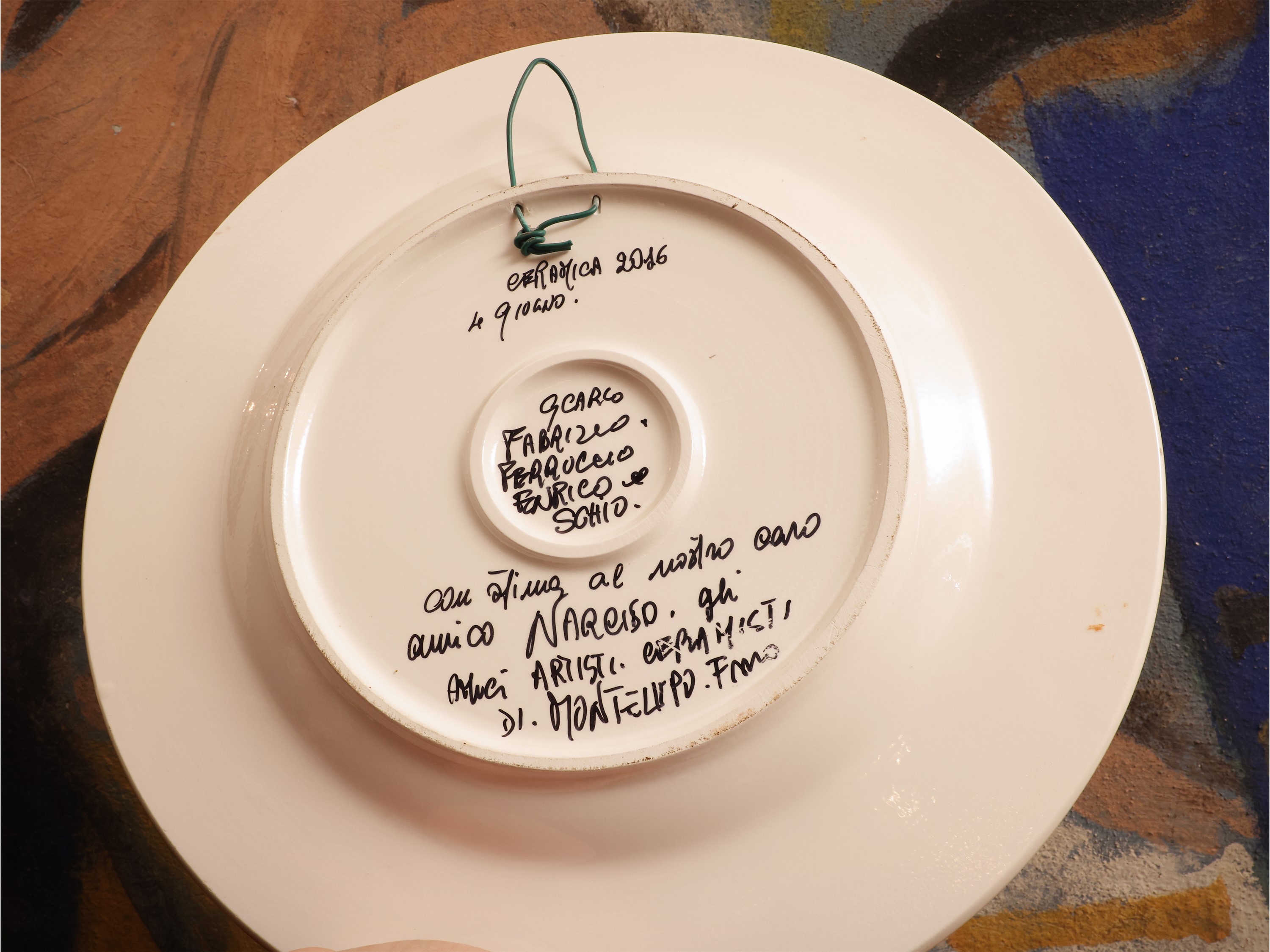 Piatti da parata in ceramica smaltata di Montelupo, XX secolo