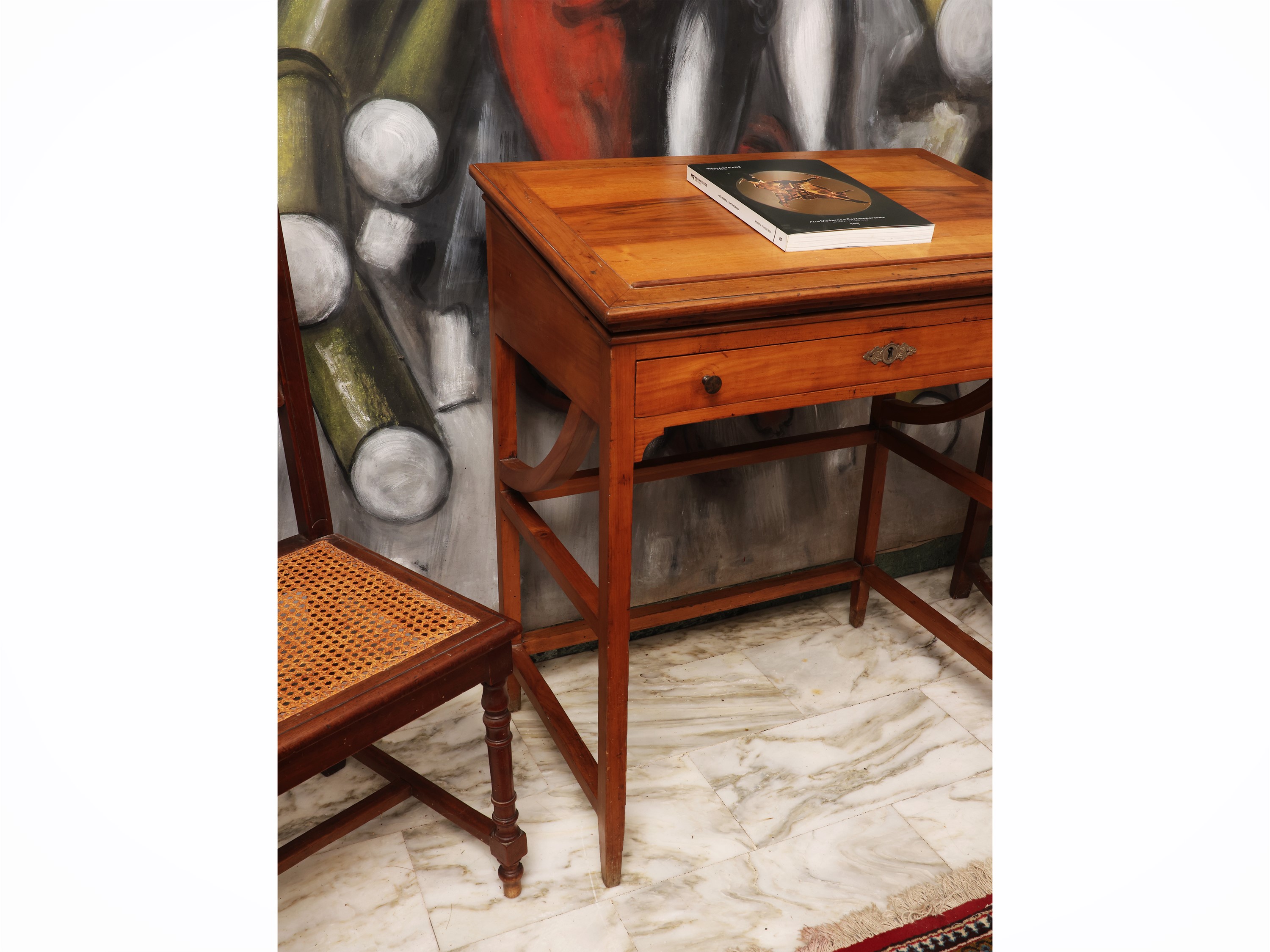 Scrivimpiedi in noce