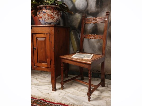 Coppia di sedie rustiche in noce  - Asta Stile fiorentino - Maison Bibelot - Casa d'Aste Firenze - Milano