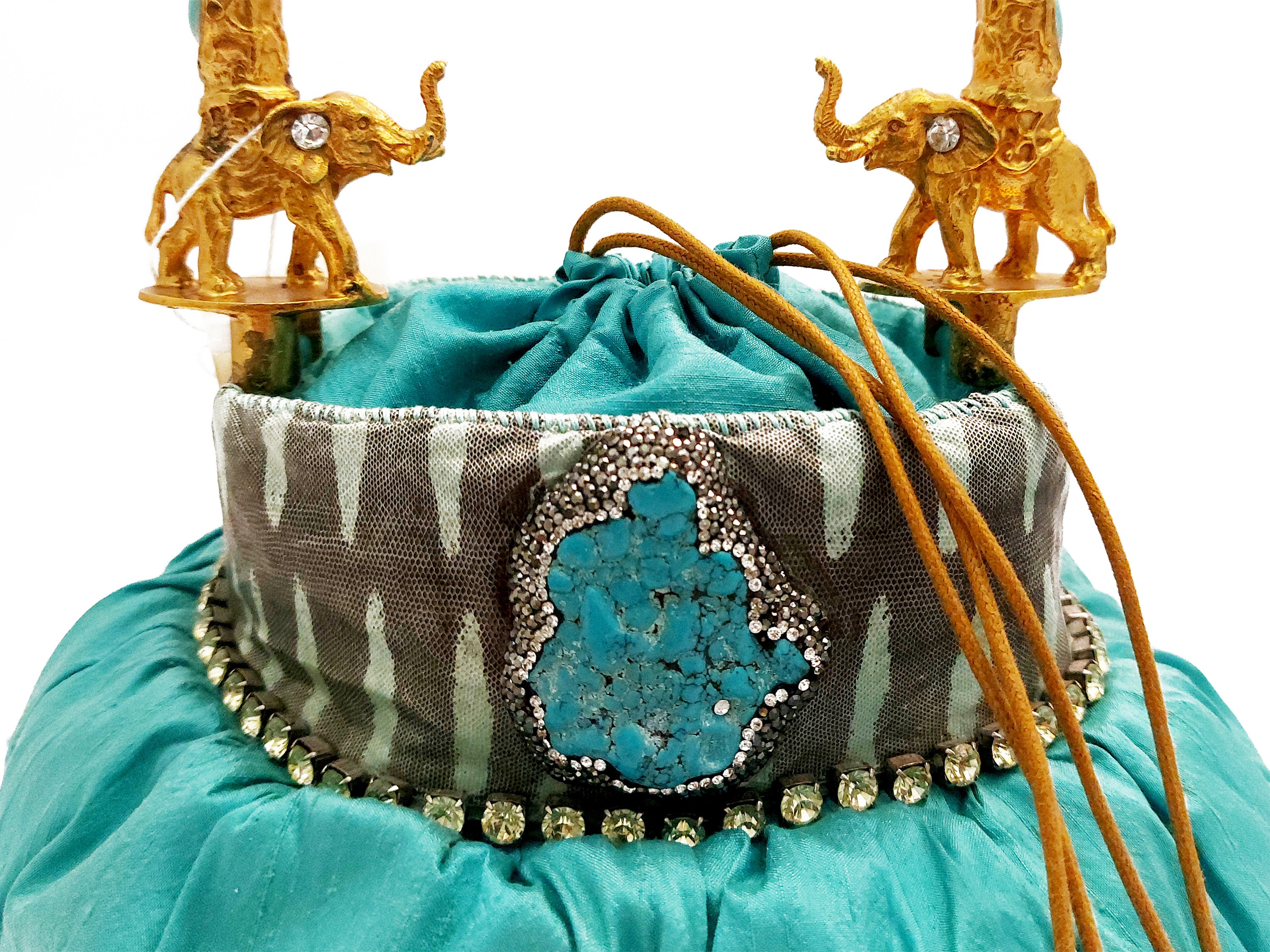 Secchiello gioiello in shantung di seta turchese