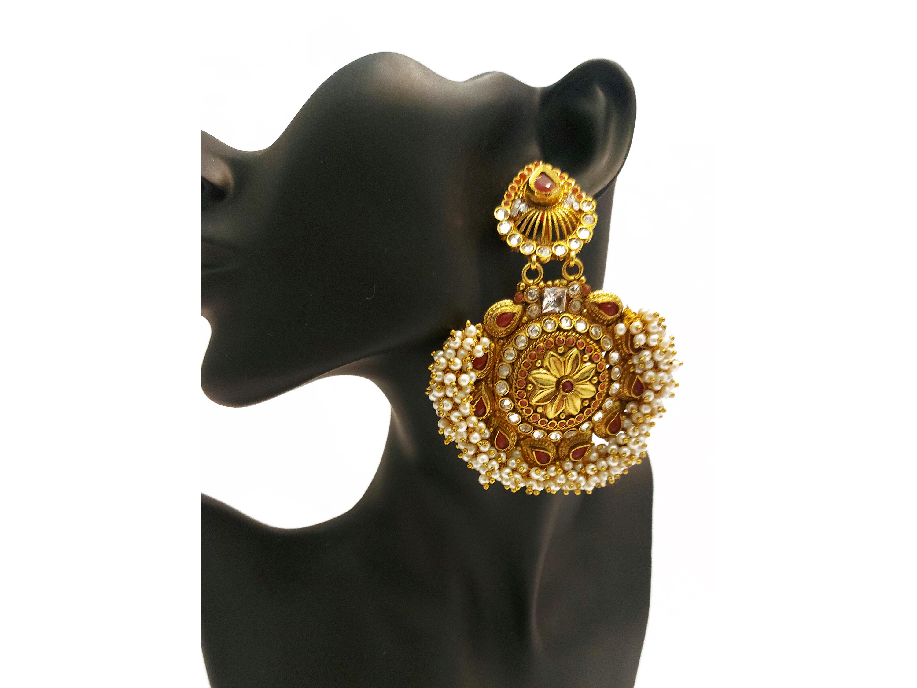 Orecchini Jhumka in metallo dorato