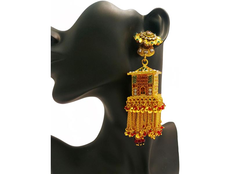 Orecchini Jhunka in metallo dorato