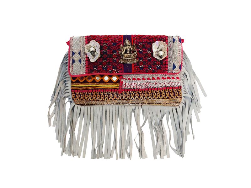 Roberta Balsamo, Pochette in tessuto indiano con raffigurazione della dea Tara