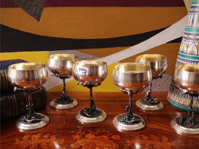 Serie di sei coppe in argento