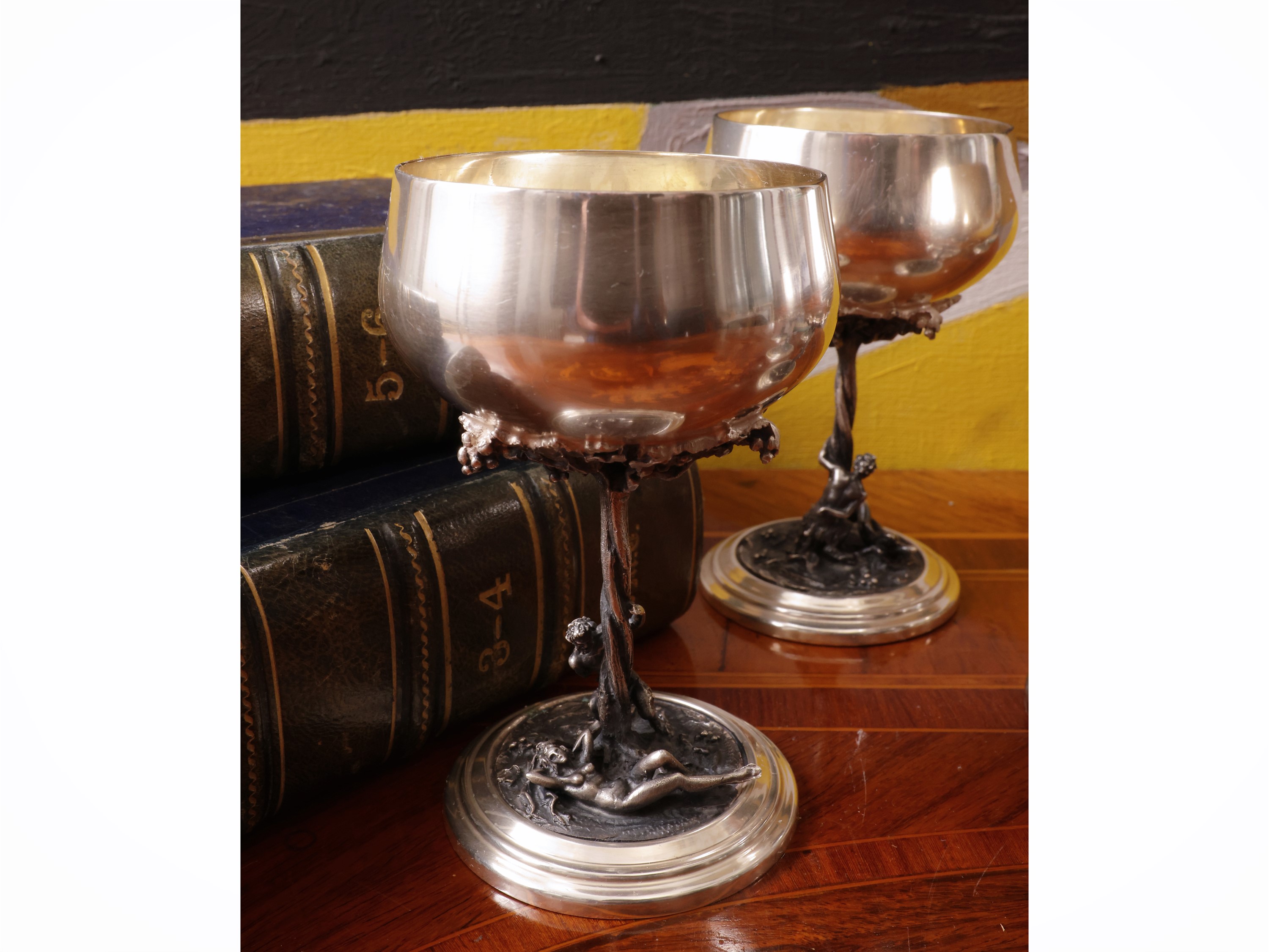 Serie di sei coppe in argento