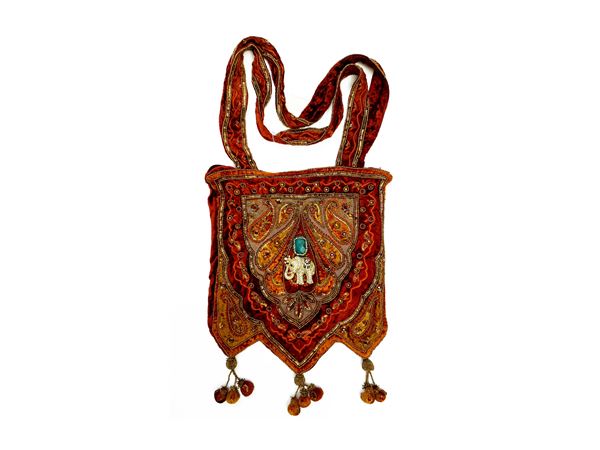Borsa in tessuto di velluto indiano rosso carminio