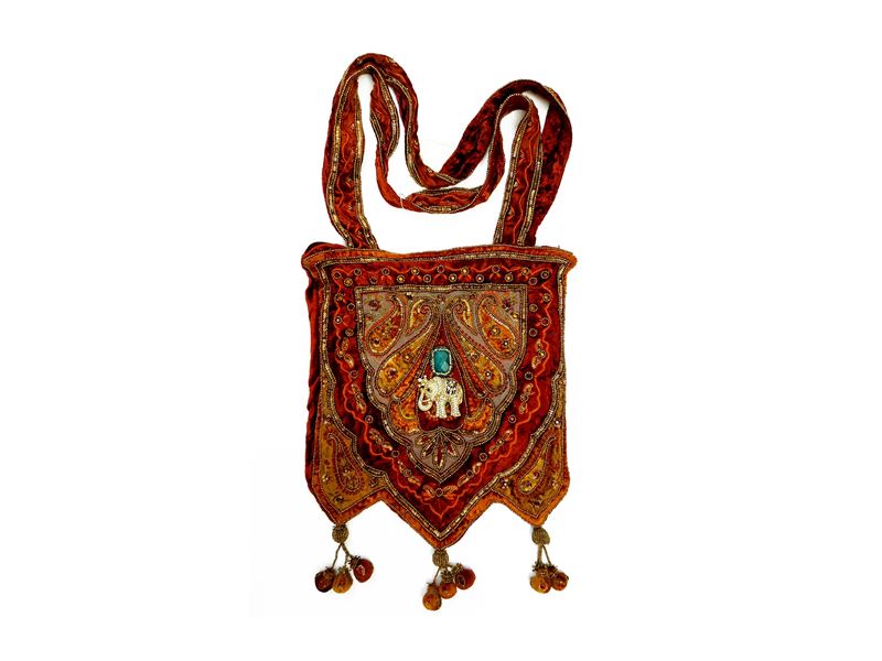 Borsa in tessuto di velluto indiano rosso carminio