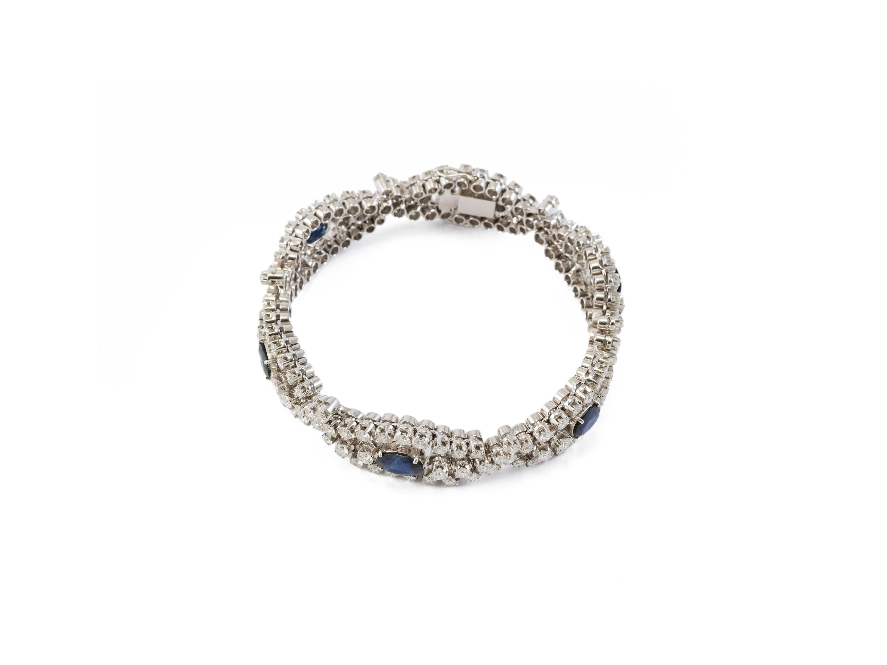 Bracciale in oro bianco diamanti e zaffiri