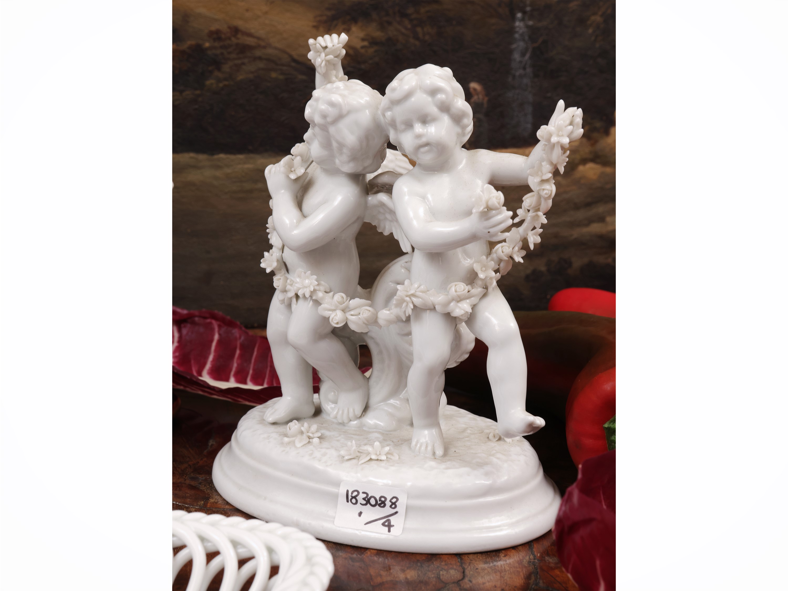 Herend, Svuotatasche dipinto con fiori blu e gruppi in porcellana, XIX/XX secolo