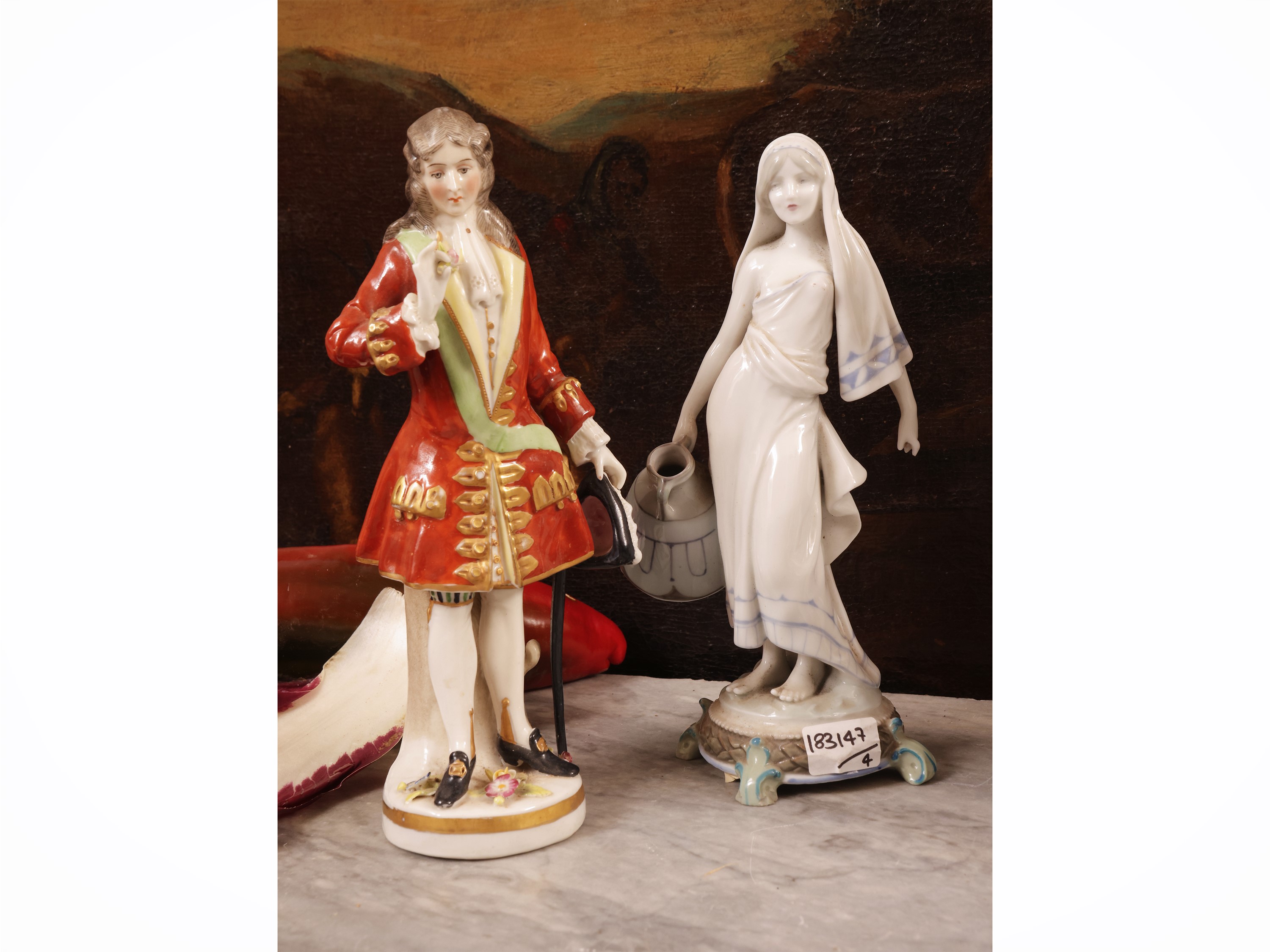 Quattro figure in porcellana, XIX/XX secolo