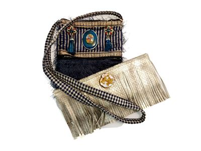 Borsetta e pochette in seta e materiali pregiati, con dettagli in pietre dure